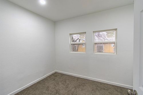 2735 Grafton Ave, Dallas TX  75211-5711 exterior