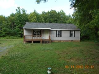 109 Emerson St, Richmond, VA 23223-6005