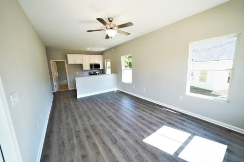 107 Chalfont Cir, Carrollton, GA 30117-2157