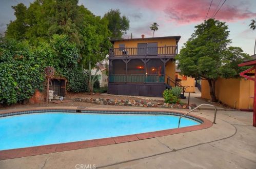 1512 Glenwood Rd, Glendale CA  91201-1838 exterior