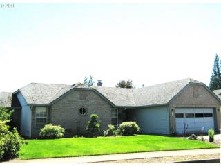 513 132nd St, Vancouver, WA 98685-2682