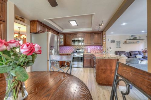 2128 Sunrise Cir, Upland CA 91784-7334 exterior