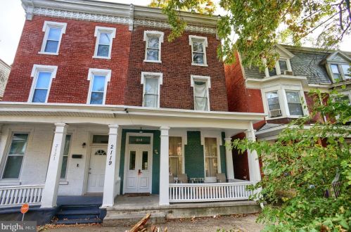 2119 Derry St, Harrisburg, PA 17104-2724