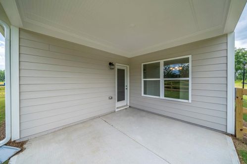 4324 Links Blvd, Jefferson GA  30549-8825 exterior