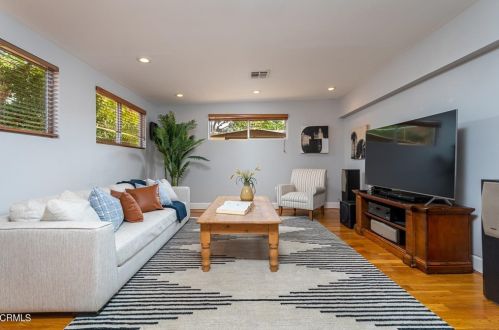 2937 Adams St, Glendale CA 91206-3403 exterior