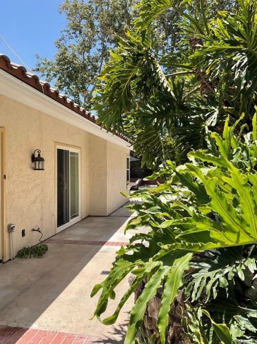 36 Sunlight, Irvine CA  92603-3724 exterior