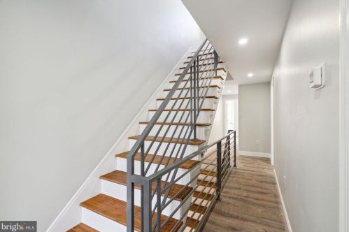 624 42 St, Philadelphia PA 19104-1468 exterior