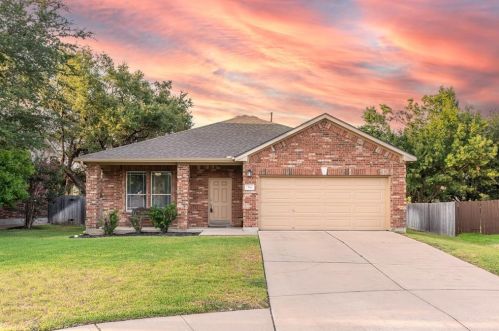 214 Arrowhead Trl, Cedar Park, TX 78613-7392