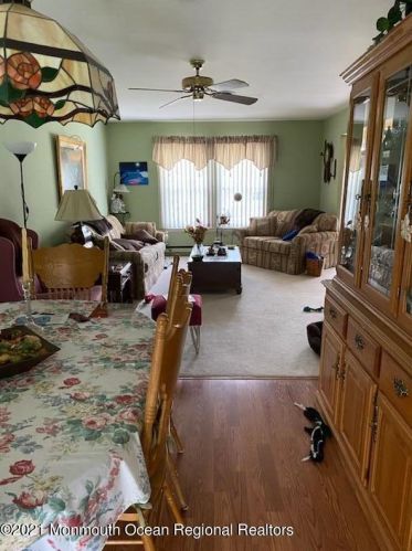 2 Revere Ct, Lakehurst, NJ 08759-1720