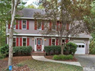 18 Barkridge Ct, Durham, NC 27713-9338