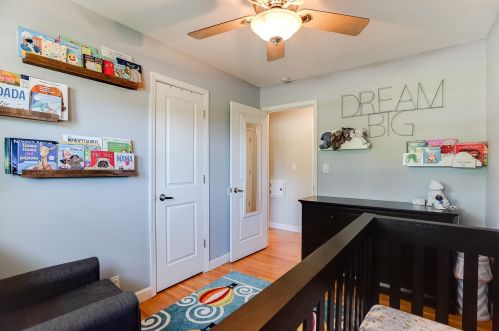 207 County Rd F, Saint Paul MN  55110-3845 exterior