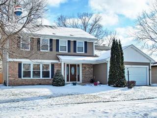 1189 Princeton Dr, Hanover Park, IL 60103-5725