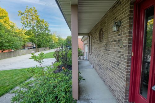 6635 Greenfield Woods Dr, Cincinnati, OH 45224-2264