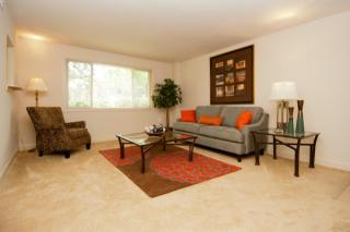 8800 Lanier Dr, Silver Spring MD  20910-2304 exterior