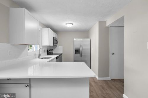 1365 Elm Grv Cir, Silver Spring MD 20905-6060 exterior