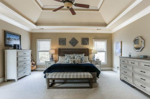 2556 Brookline Cir, Atlanta GA  30319-3693 exterior