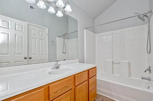 989 Arbor Way, Conroe TX  77303-1784 exterior