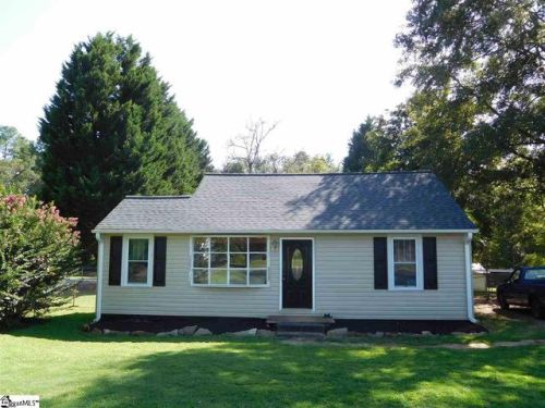 207 Edwards Rd, Lyman, SC 29365-1208