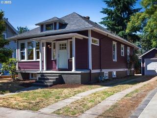 1125 Sumner St, Portland OR  97211-4459 exterior