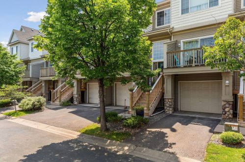 13768 54th Ave, Minneapolis, MN 55446-1655