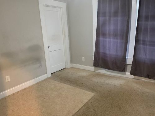 1871 Center Ave, Atlanta GA  30344-4655 exterior