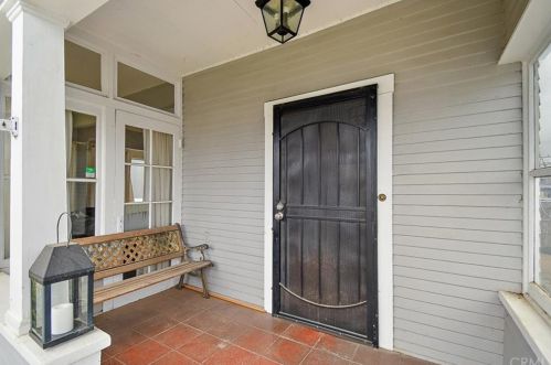2271 Ocean View Blvd, San Diego, CA 92113-2306