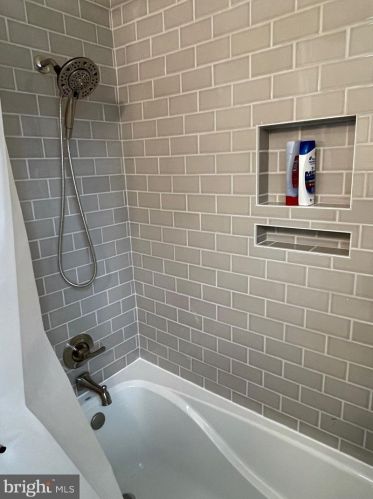 1712 Maryland Ave, Shady Side MD 20764-9750 exterior