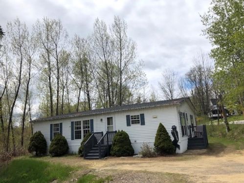 23 Depot St, Belmont, NH 03220-4128