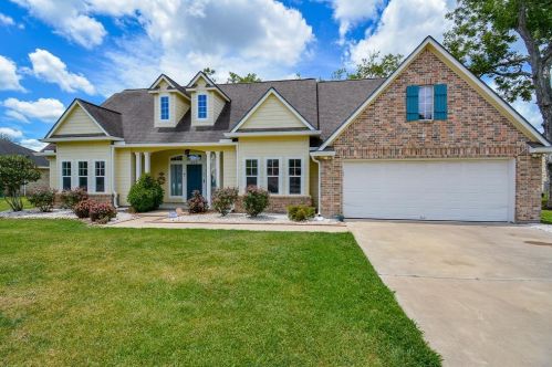 204 Victory Ln, Sugar Valley, TX 77480-3067
