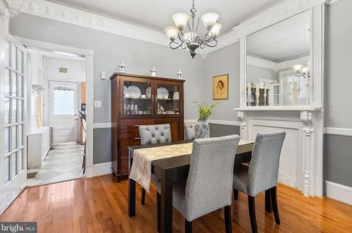 1510 10th St, Philadelphia PA 19147-6327 exterior