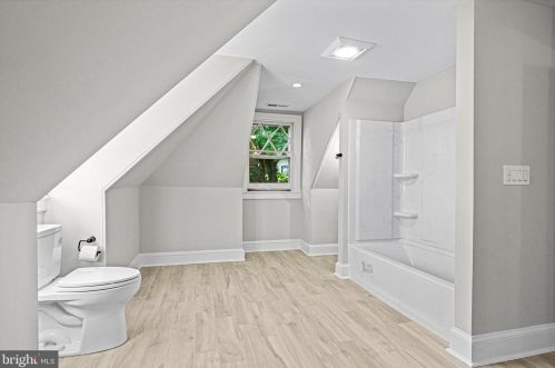 115 Washington Ave, Tavistock NJ  08033-3320 exterior