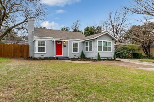 6433 Calmont Ave, Fort Worth, TX 76116-4421