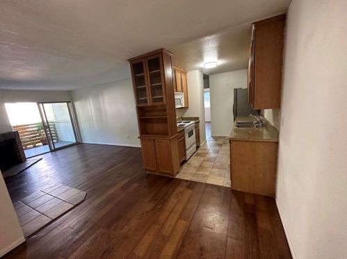 1770 El Camino Real, Encinitas, CA 92024-4960