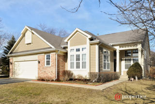 703 Interlochen Ct, Bannockburn IL  60015-3869 exterior