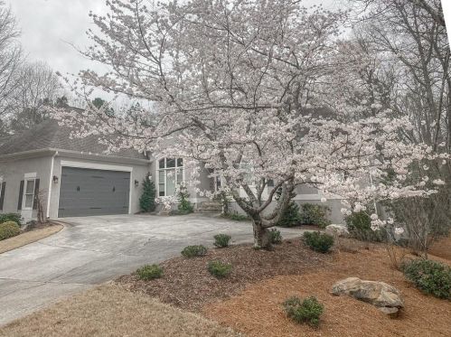 1181 Ward Creek Dr, Marietta, GA 30064-3983