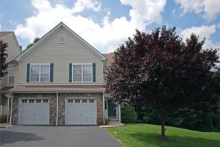 201 Boulder Ridge Dr, Dover, NJ 07869-1635