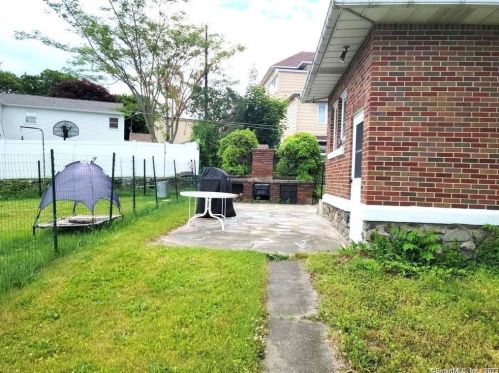 117 Kelsey St, Waterbury, CT 06706-2538