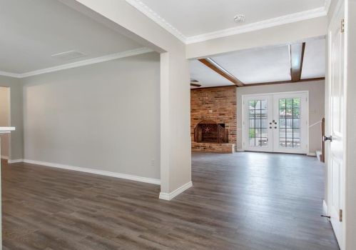 9922 Fieldcrest Dr, Dallas TX  75238-1836 exterior