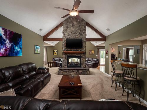 205 Timber Ln, Stockbridge, GA 30281-2264