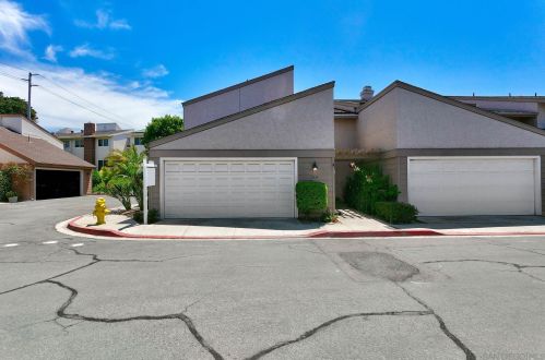 2334 Caminito Eximio, San Diego, CA 92107-1525