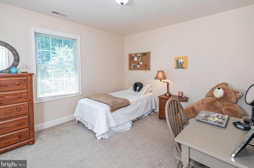 12 Canal Rd, Princeton NJ  08540-7030 exterior