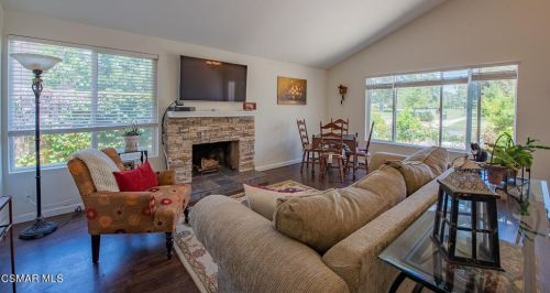 2167 Tracy Ave, Simi Valley CA 93063-2750 exterior