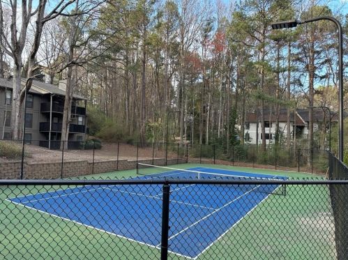 804 Cumberland Ct, Smyrna GA  30080-8652 exterior