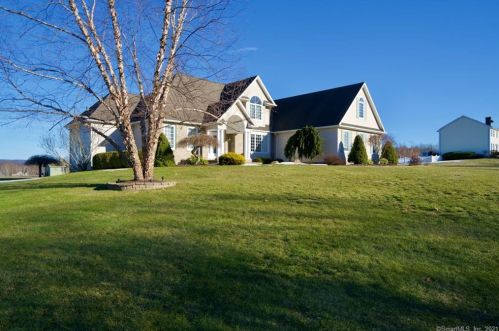 47 Barber Hill Rd, East Windsor, CT 06016-9771