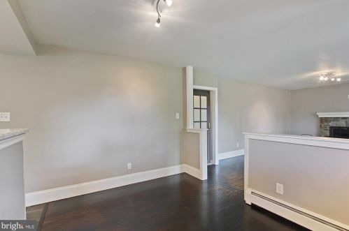 41 Roosevelt Blvd, Lancaster PA  17601-4039 exterior