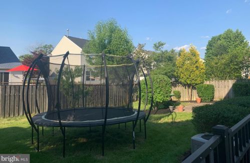 57 Kristopher Dr, Trenton, NJ 08620-3008