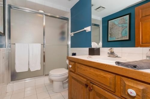 8731 Highwood Way, Saint Paul MN  55124-9455 exterior