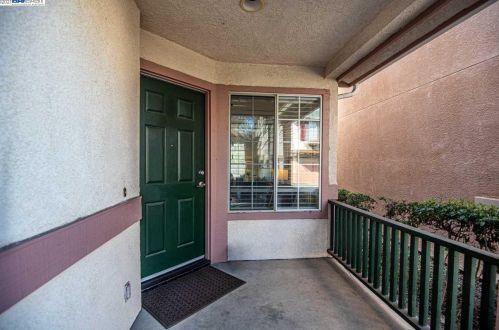 1616 Troon Dr, San Jose, CA 95116-2967