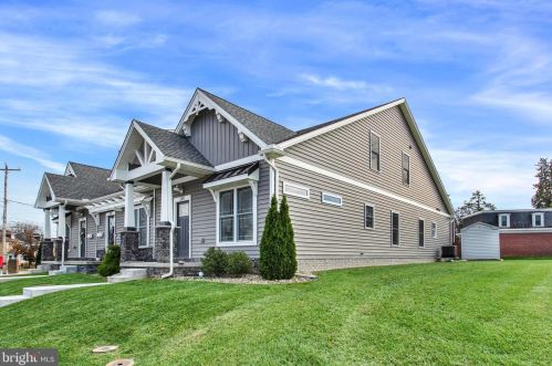 180 3rd St, Hanover PA  17331-2325 exterior