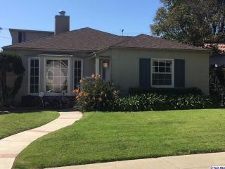 2161 Benecia Ave, Los Angeles CA  90025-6014 exterior